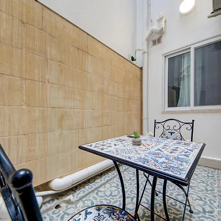 Relaxed 1br With Backyard & Balconies,tarxien