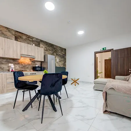 Relaxed 1br With Backyard & Balconies,tarxien Апартаменты