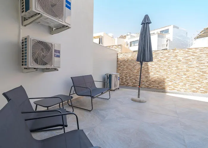 Lejlighed Relaxed 2br With Backyard & Balconies,tarxien
