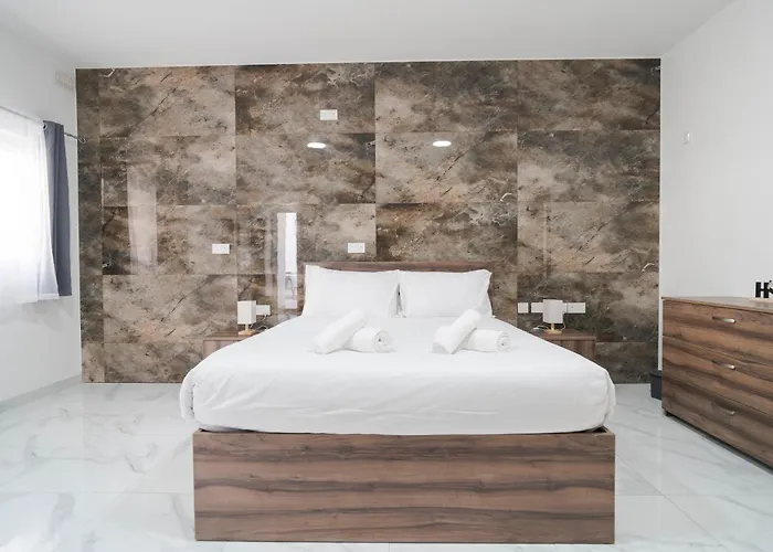 Relaxed 2br With Backyard & Balconies,tarxien Żabbar