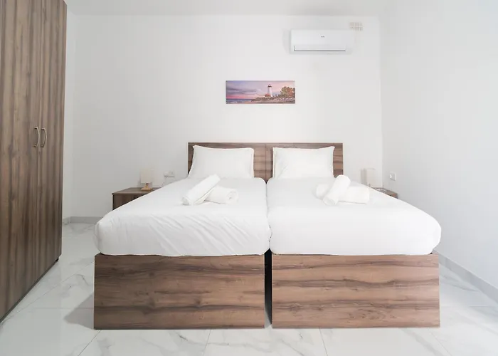 Relaxed 2br With Backyard & Balconies,tarxien